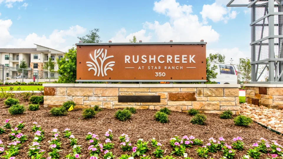 bushcreek apartments in dallas, tx at The Rushcreek